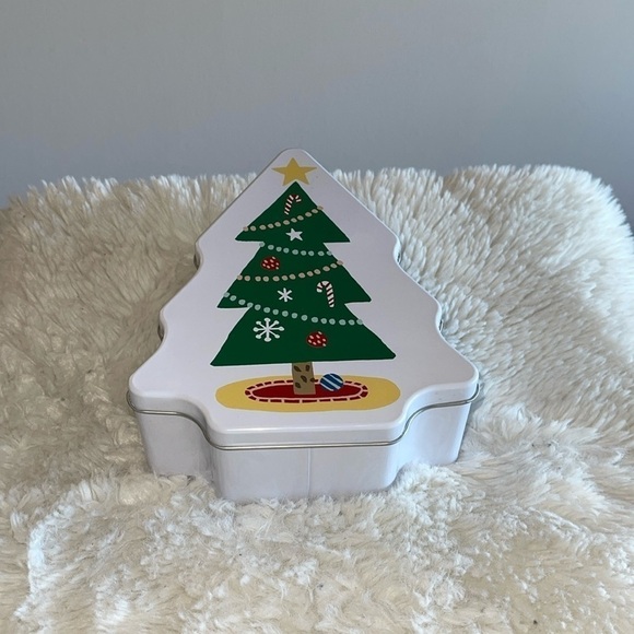Storage container with a Xmas tree in the front and shape made of metal - Picture 1 of 5